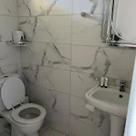 Almar 公寓 Sarandë