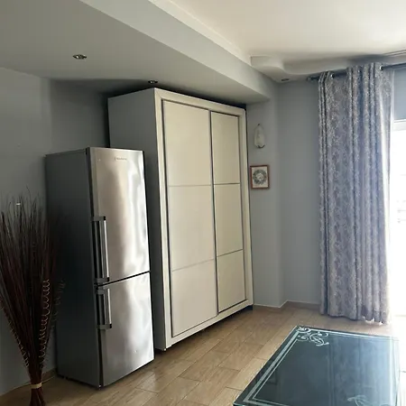 Almar Apartmán *